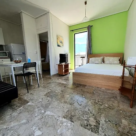 Apartment Sunny Kalamata
